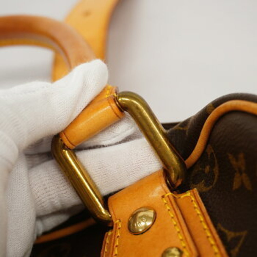 Louis Vuitton Monogram Manhattan GM Handbag - Picture 9 of 12